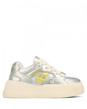 Naked Wolfe Crash Foil Leather Silver Sneakers | 5790-VTYNR